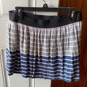 SO brand juniors Large skirt